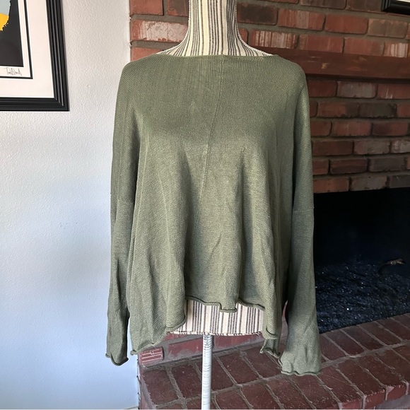 Eskandar Knit Linen Tunic Top in Sage Green OS - Picture 1 of 9